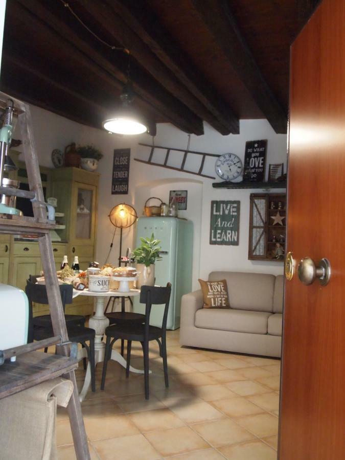 Bernardiniani Apartment Molfetta Buitenkant foto